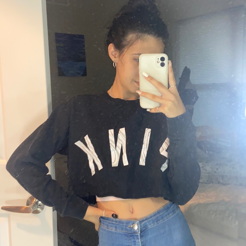 VS Pink Cropped Sweater